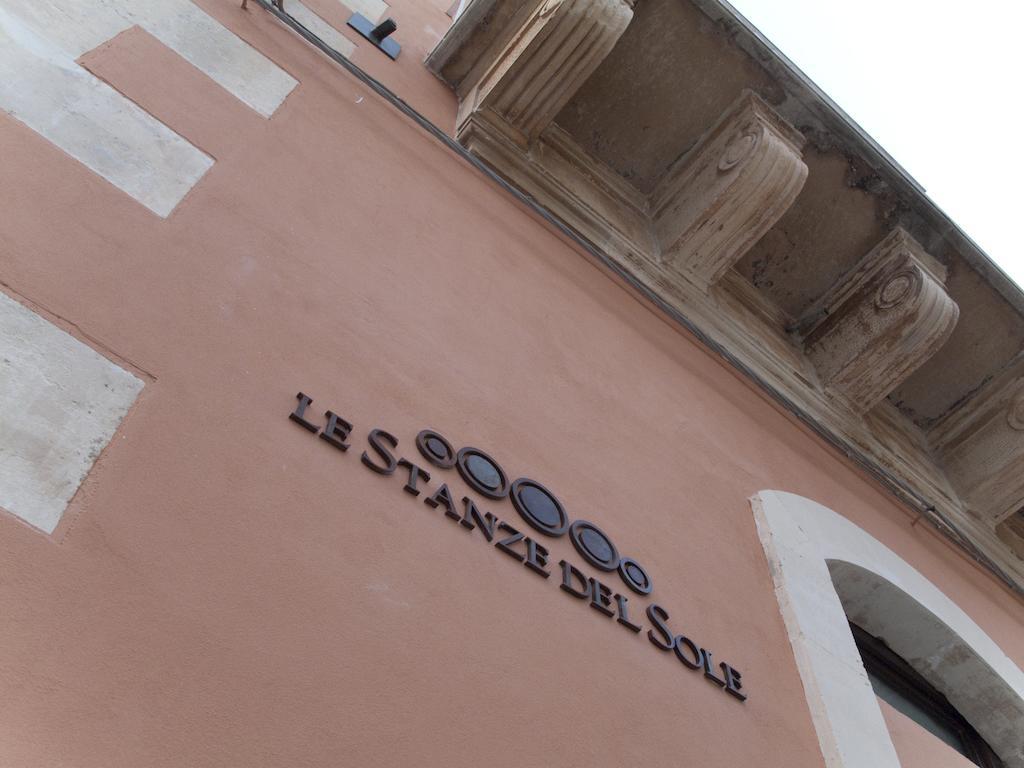 Le Stanze Del Sole Bed and Breakfast Ragusa Buitenkant foto