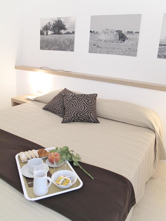 Le Stanze Del Sole Bed and Breakfast Ragusa Kamer foto